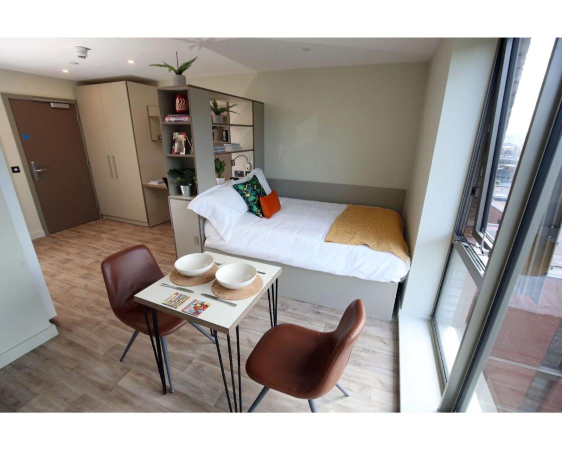 Central Belfast Apartments Student Accommodation Student Id Required חדר תמונה