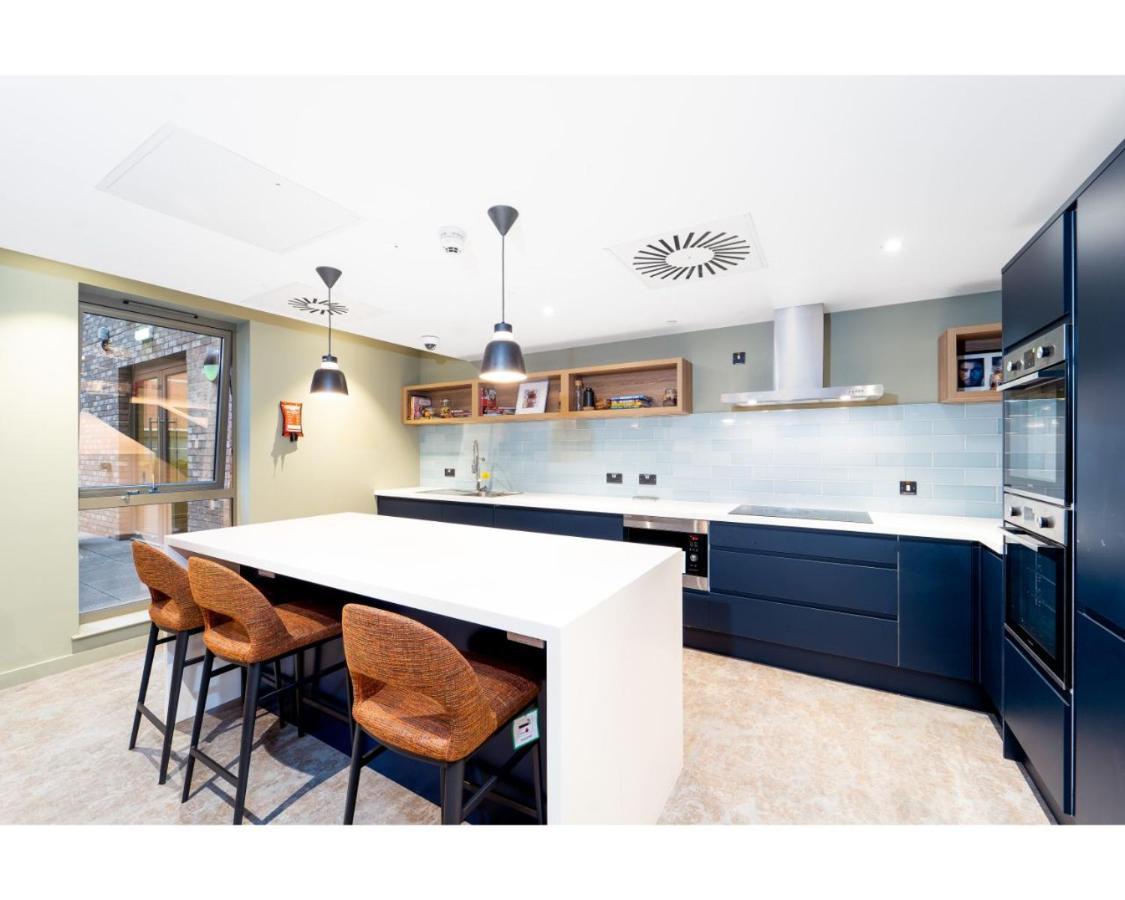 Central Belfast Apartments Student Accommodation Student Id Required מראה חיצוני תמונה